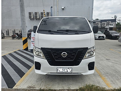 2016년식 닛산 NV350 울밴 12인승