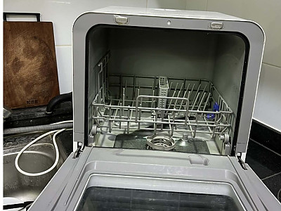 식기 세척기 판매합니다.