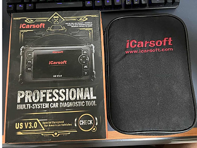 ICARSOFT 미국차 전용 자동차 스케너 팝니다.