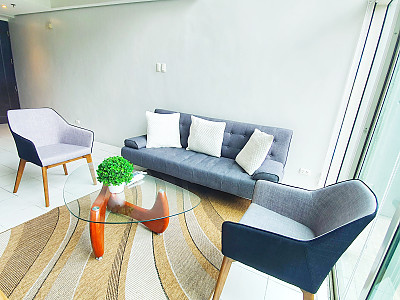 [파사이] Fully Furnished Loft Type with Balcony in Eton Emerald Lofts for Lease
