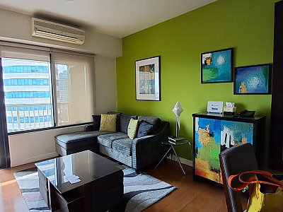 [마카티] FOR RENT: 1 Bedroom Unit with balcony in One Rockwell
