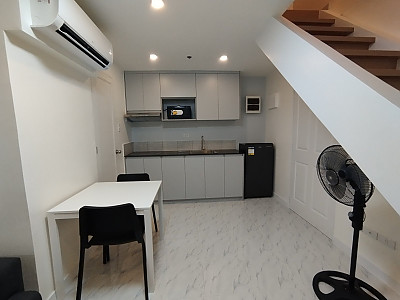 [마카티] 2BR UNIT FOR RENT AT VICTORIA DE MAKATI