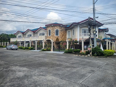 엔젤 캐슬 호텔